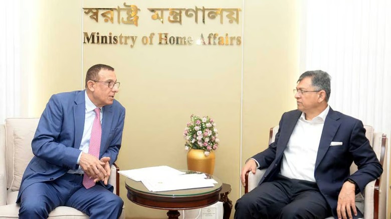 ফিলিস্তিনি শিক্ষার্থীদের জন্য অন-অ্যারাইভাল ভিসা চালুর আহ্বা