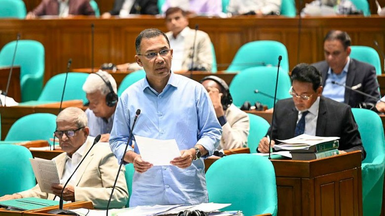 এমপ্লয়মেন্ট এক্সচেঞ্জ সেন্টার গড়ে তোলা হবে, শ্রমবাজার সম্প্রসারণে নতুন উদ্যোগ: সংসদে প্রধানমন্ত্রী