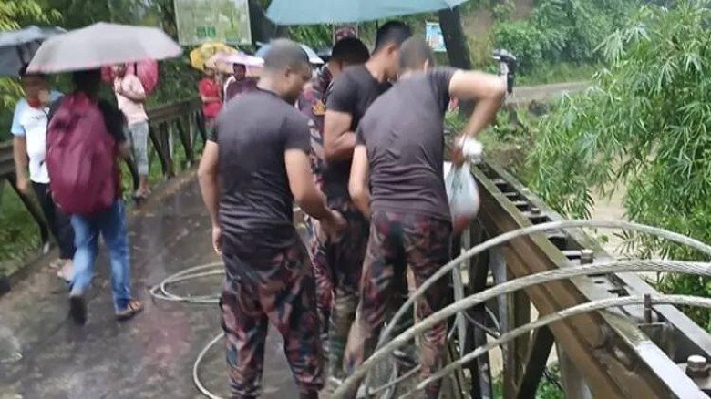 বন্যাদুর্গত ১১ জেলায় বিজিবি মোতায়েন, বান্দরবানে উদ্ধার ৬ শত