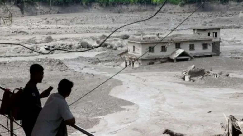 নেপালে ভয়াবহ ভূমিধস-বন্যা, ৯৫ মরদেহ উদ্ধার, নিখোঁজ ৪০৩
